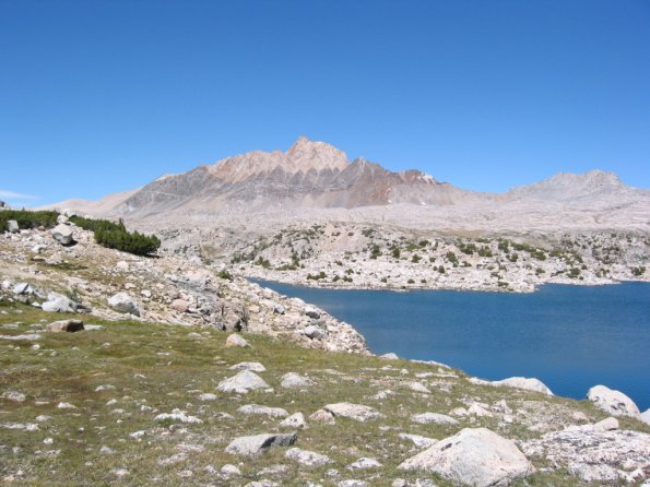 109_MurielLakeAndMountHumphreys1