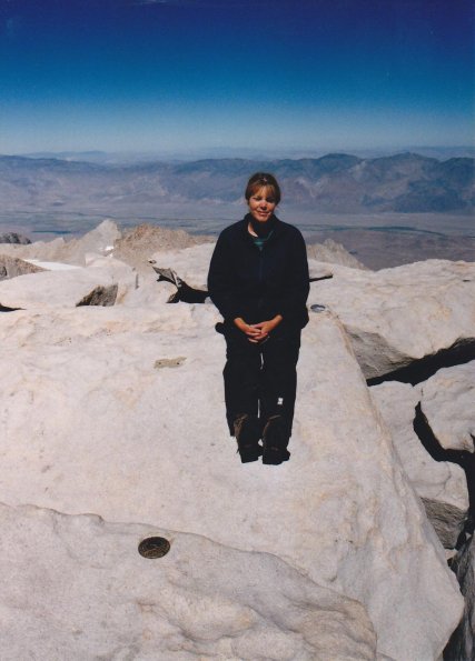 Linda_on_Mt_Whitney_cropped