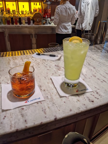 PXL_20211128_041657236