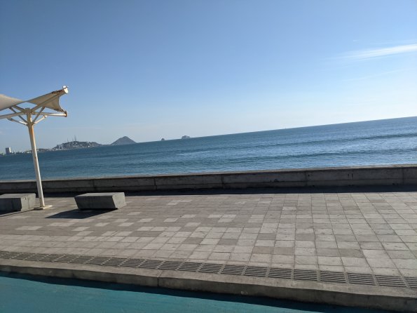 PXL_20211201_220102370