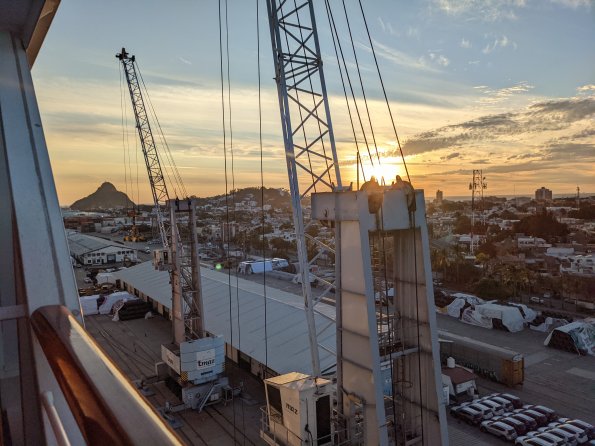 PXL_20211201_235953921