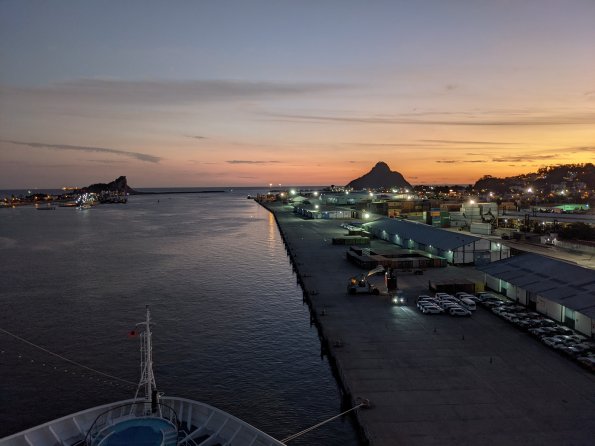 PXL_20211202_004039087