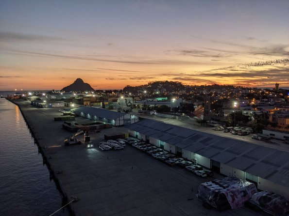 PXL_20211202_004047499