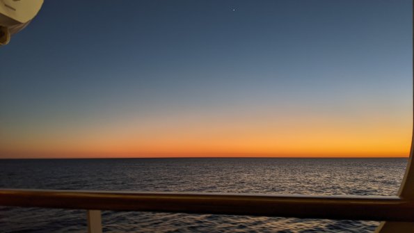 PXL_20211129_011347237