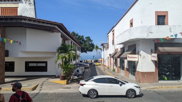 PXL_20211130_180456329