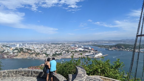 PXL_20211201_182531634