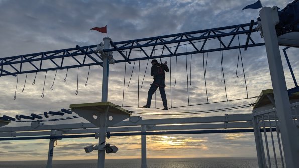 PXL_20211204_001052808